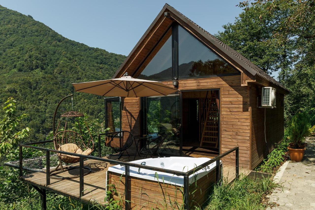 Woodpecker Ვუდფექერი Villa Batumi Ngoại thất bức ảnh