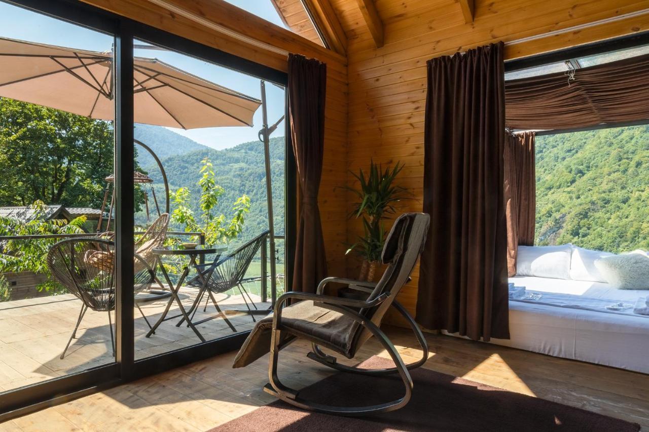 Woodpecker Ვუდფექერი Villa Batumi Ngoại thất bức ảnh