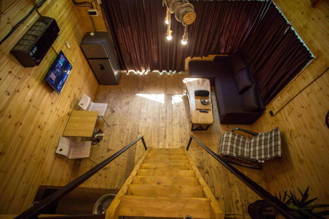 Woodpecker Ვუდფექერი Villa Batumi Ngoại thất bức ảnh
