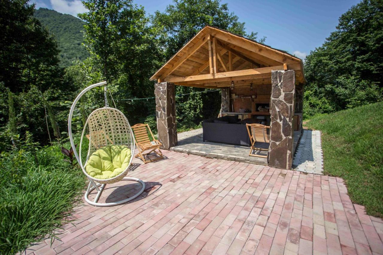 Woodpecker Ვუდფექერი Villa Batumi Ngoại thất bức ảnh