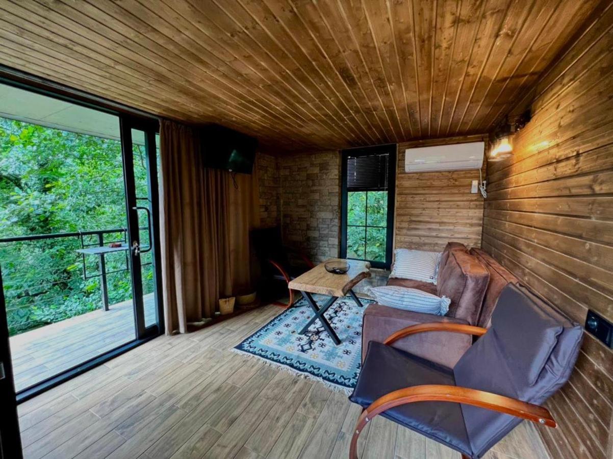 Woodpecker Ვუდფექერი Villa Batumi Ngoại thất bức ảnh