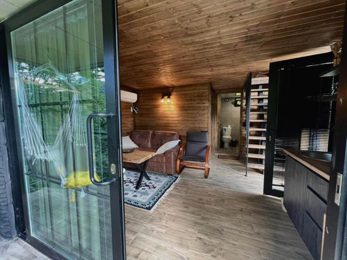Woodpecker Ვუდფექერი Villa Batumi Ngoại thất bức ảnh