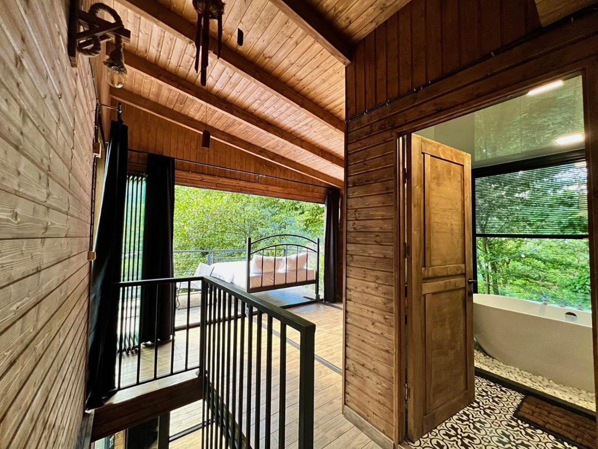 Woodpecker Ვუდფექერი Villa Batumi Ngoại thất bức ảnh